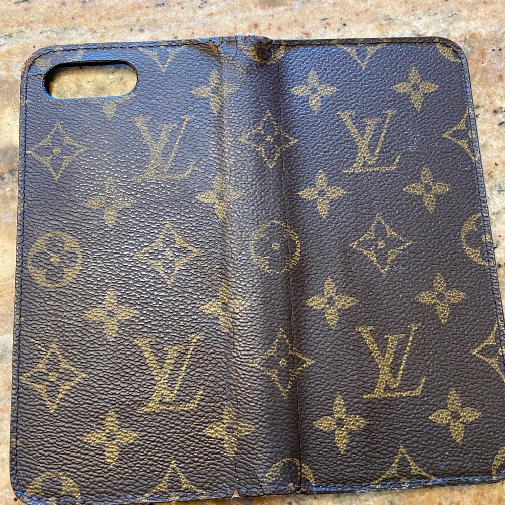 iPhone 8 Plus authentic Louis Vuitton case